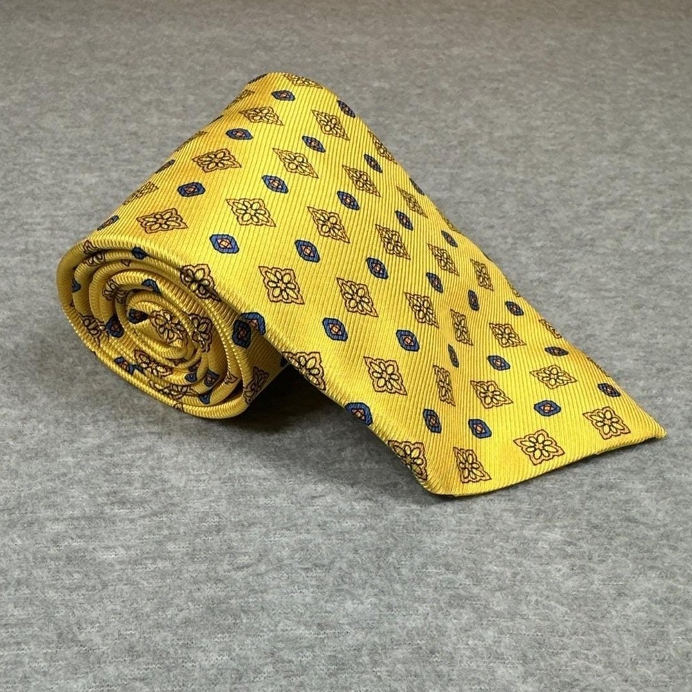 Vintage Gap Tie Yellow 100% Silk Geometric Foulard Pattern Made In USA